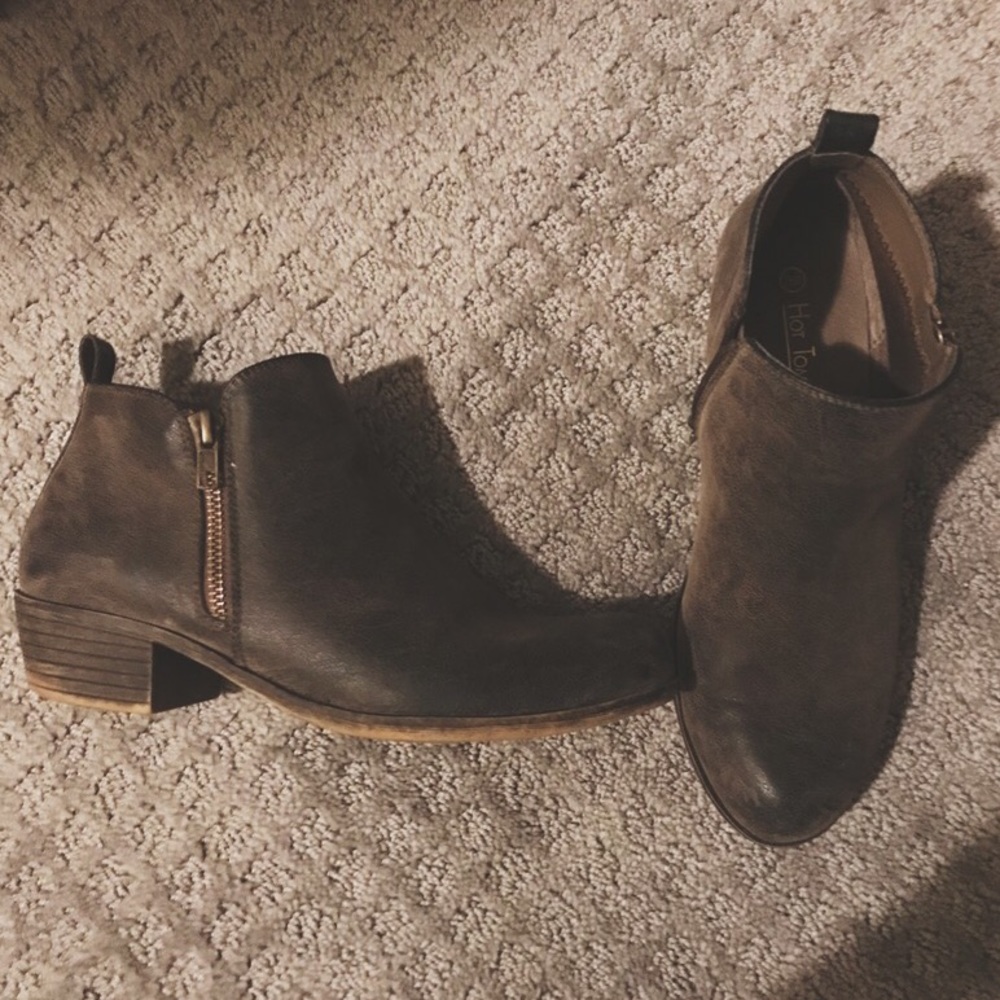 Hot Tomato Brown Booties 7.5